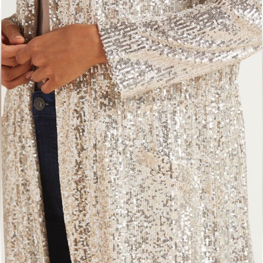 Silver Sequin Duster - Picture 7 of 10